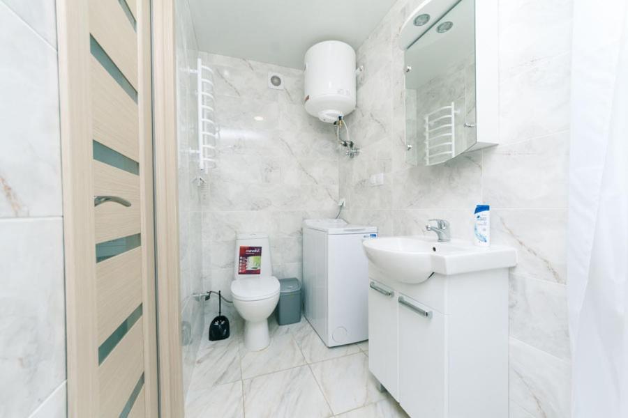 Cozy Smarthouse Apartment Kyiv Exterior photo