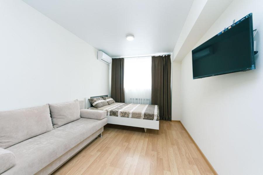 Cozy Smarthouse Apartment Kyiv Exterior photo